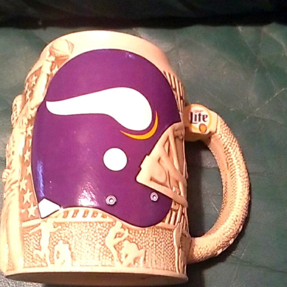 🏈 Miller-lite 3D Minnesota Vikings Stein Mug